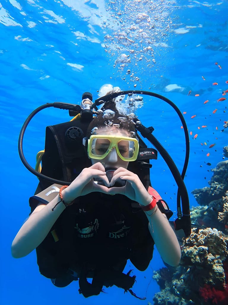 9874525cece2ea30a3e110a07023103b Picsart AiImageEnhancer scaled